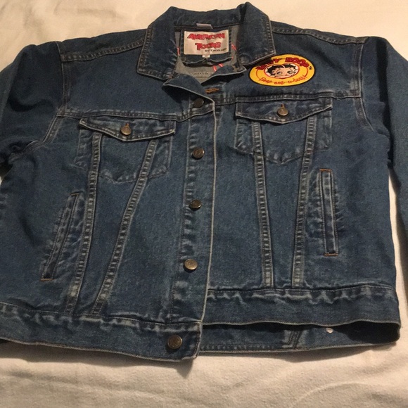 Betty Boop Jean Jacket in  good condition. Never worn - Picture 12 of 12